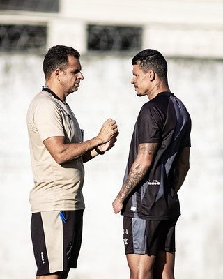 Mais Querido acerta a contratação do lateral-esquerdo Thallyson