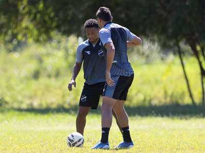 Mais Querido encerra a preparação com treino leve
