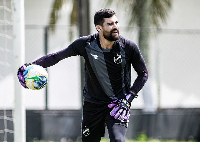 Matheus Alves fica no Mais Querido para a temporada 2027